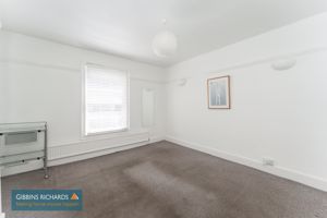 Bedroom- click for photo gallery